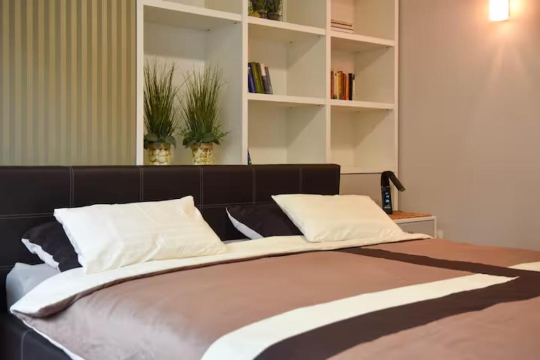 Ferienwohnung 2Bdr Apt With Cathedral View - Excellent Location Sarajevo Exterior foto
